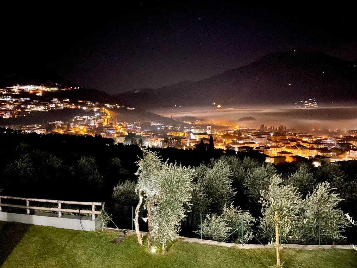 Maso Tobel Riva Del Garda Villa Bagian luar foto