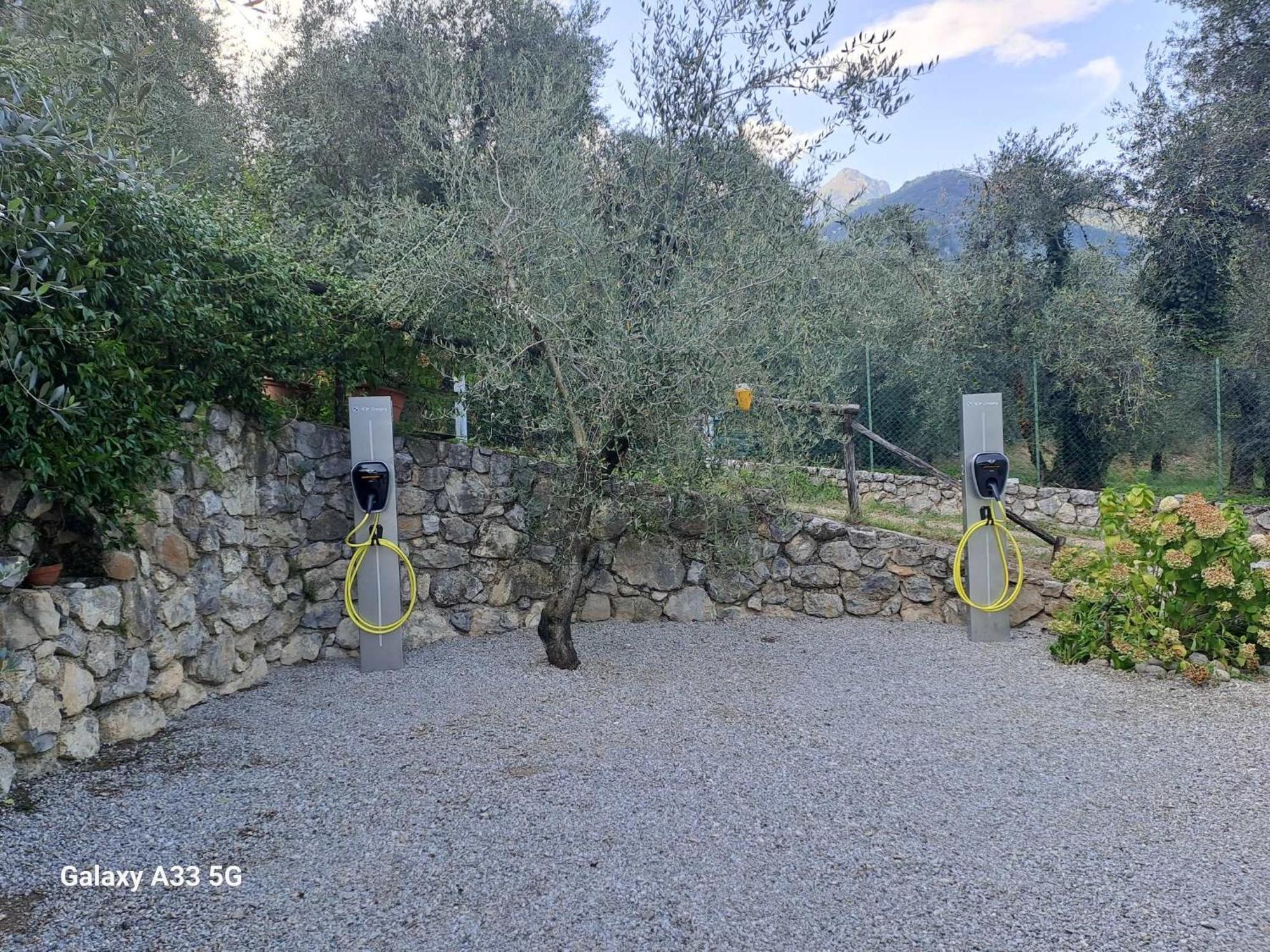 Maso Tobel Riva Del Garda Villa Bagian luar foto