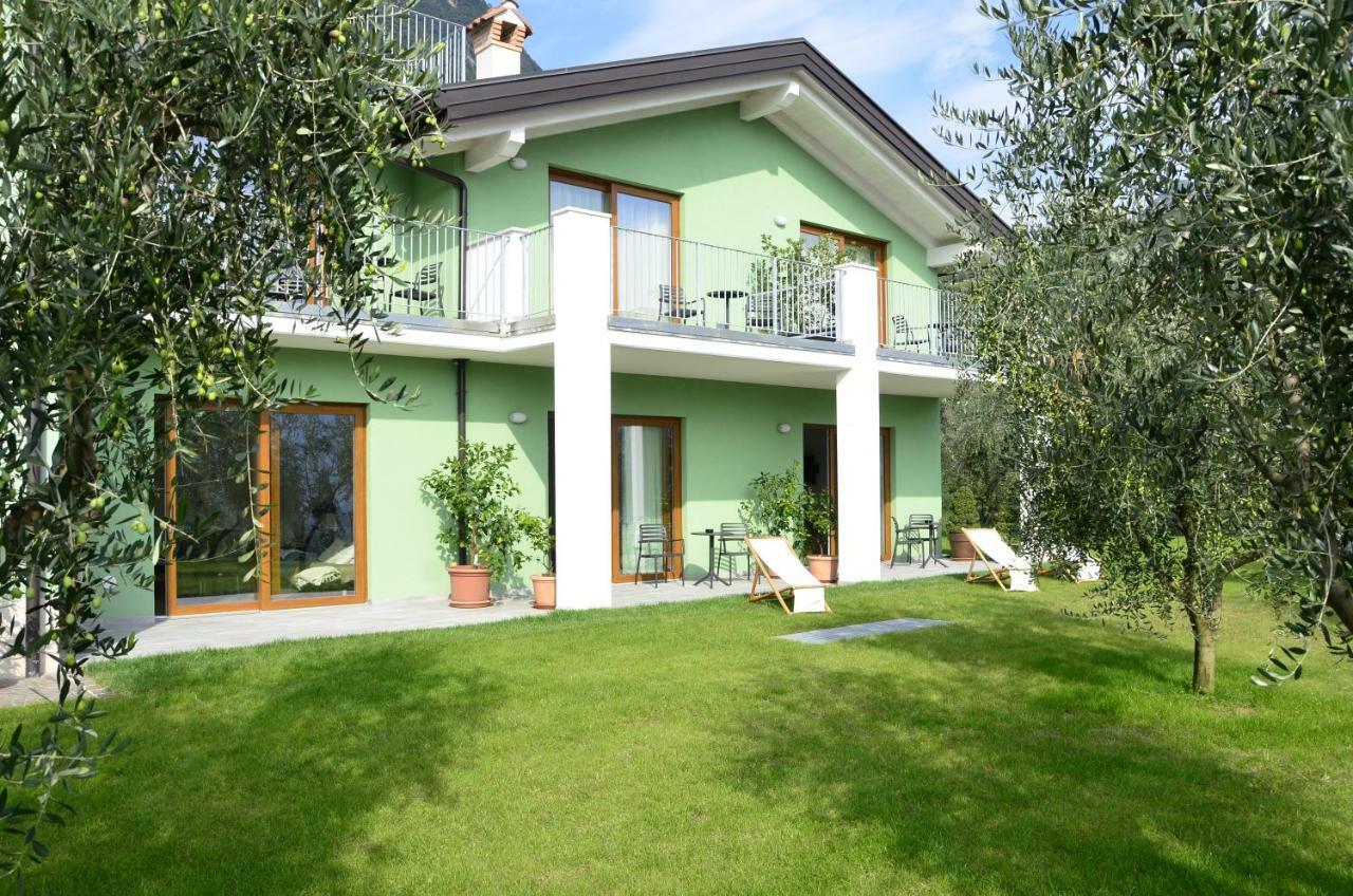 Maso Tobel Riva Del Garda Villa Bagian luar foto