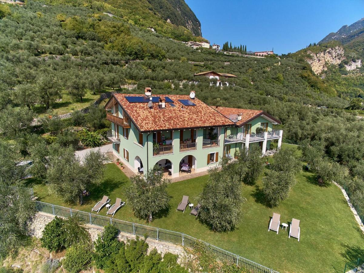 Maso Tobel Riva Del Garda Villa Bagian luar foto